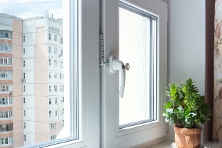 Пластиковые окна Азов цена от 3059 руб.